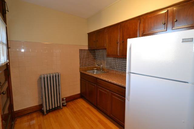 6326 6326 N. Artesian #3R - Photo 4 of 21