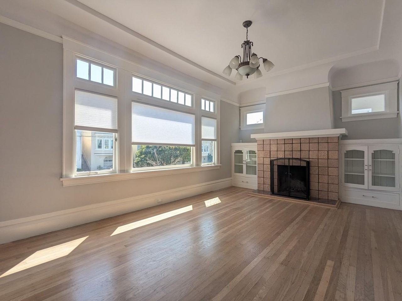 2511 21st Ave - Photo 2 of 11