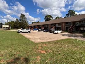 Chisholm Way Apartments - Photo 1 of 1