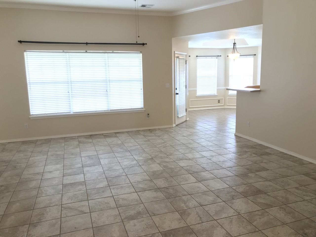 10807 E 121st Ct N - Photo 3 of 44