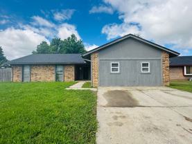 11701 N Lee Ave - Photo 1 of 1