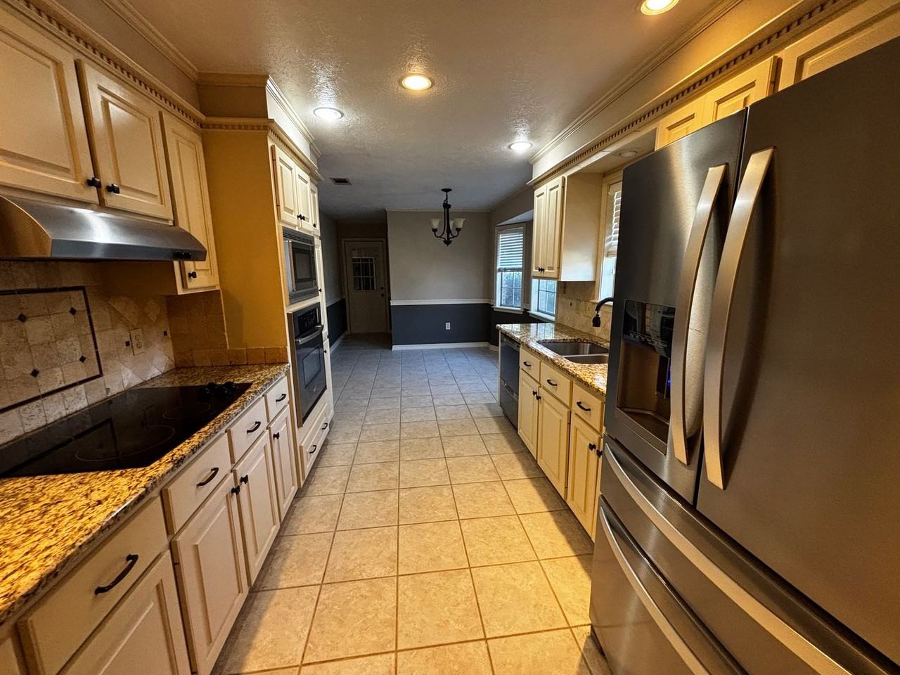 232 Boxwood Cir - Photo 4 of 17