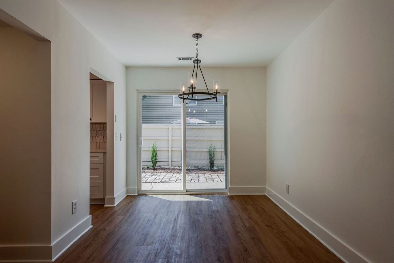 1906 Granville Rd - Photo 4 of 17