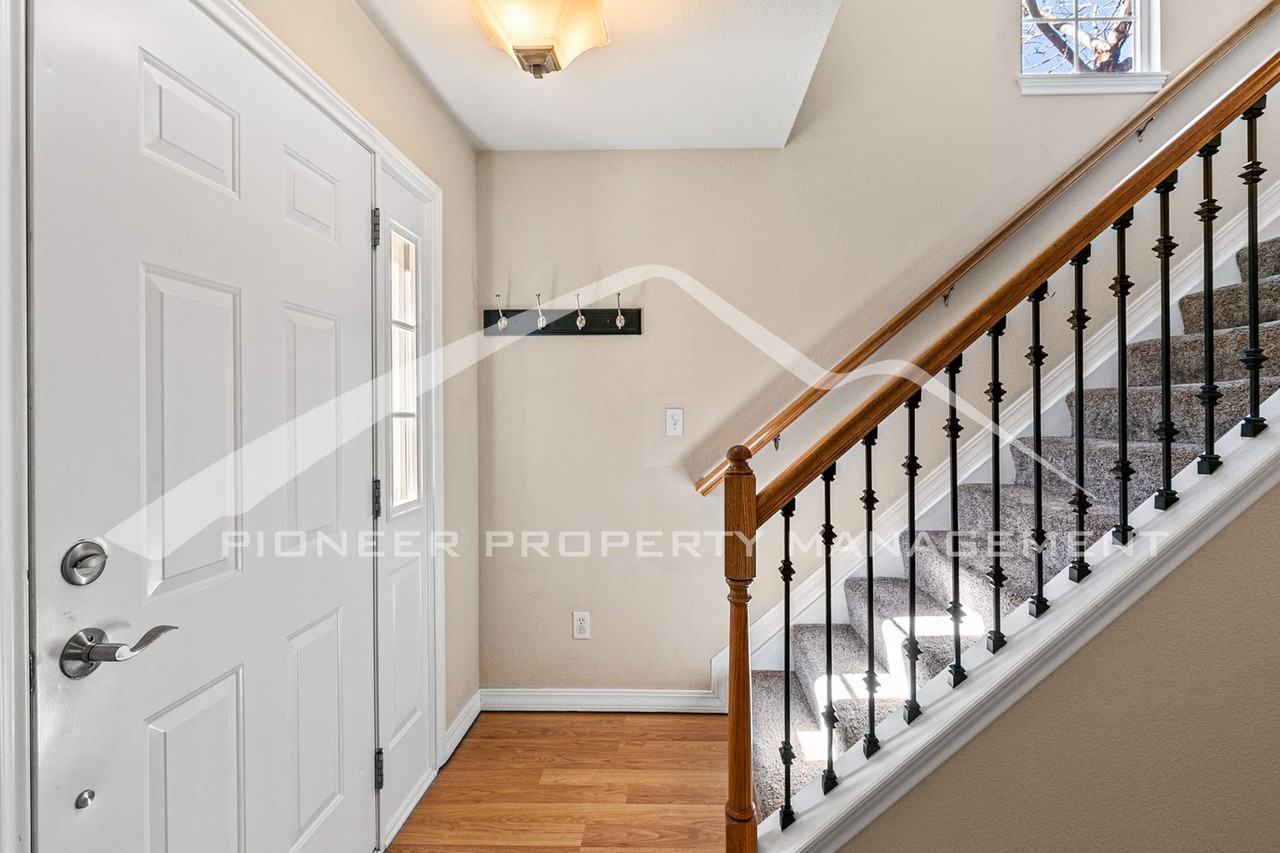 438 N Parkside Dr #A - Photo 4 of 23