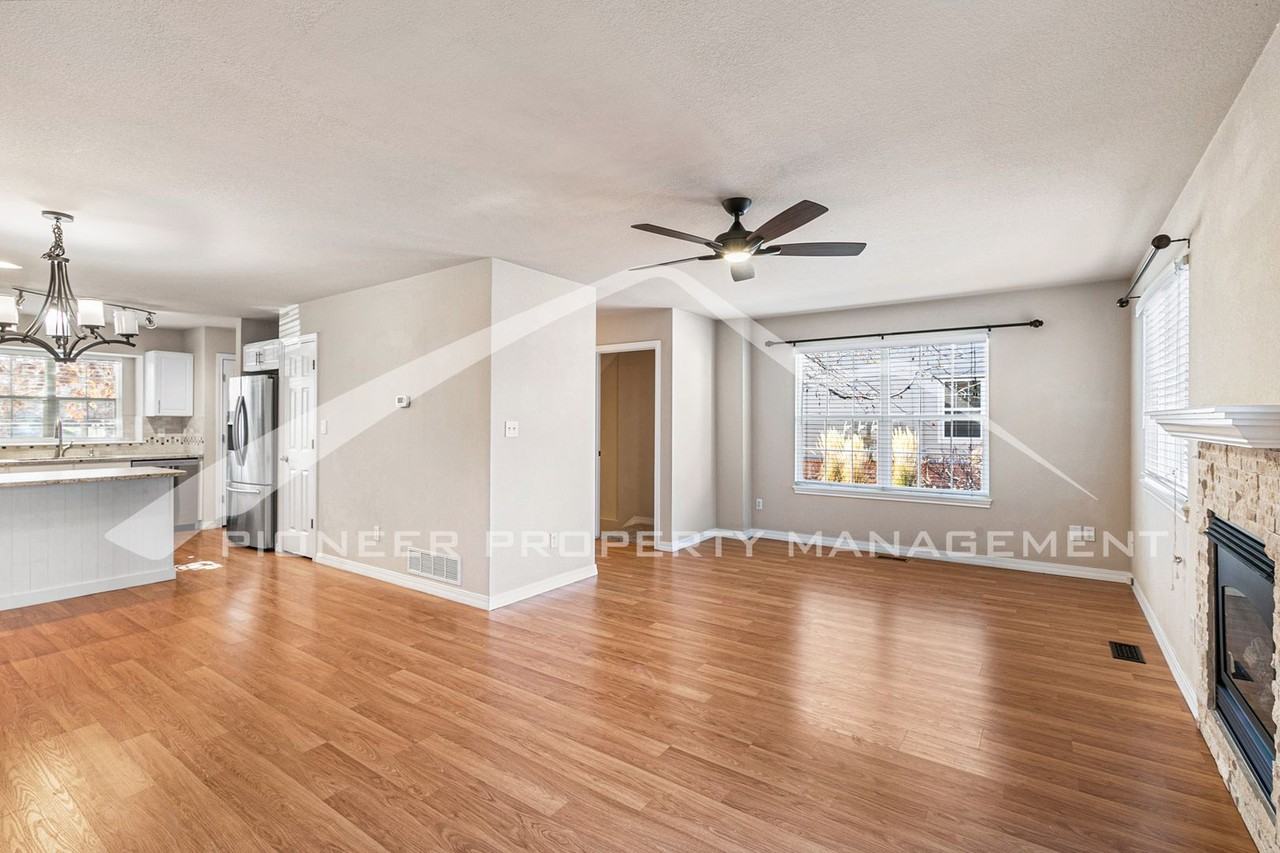 438 N Parkside Dr #A - Photo 5 of 23