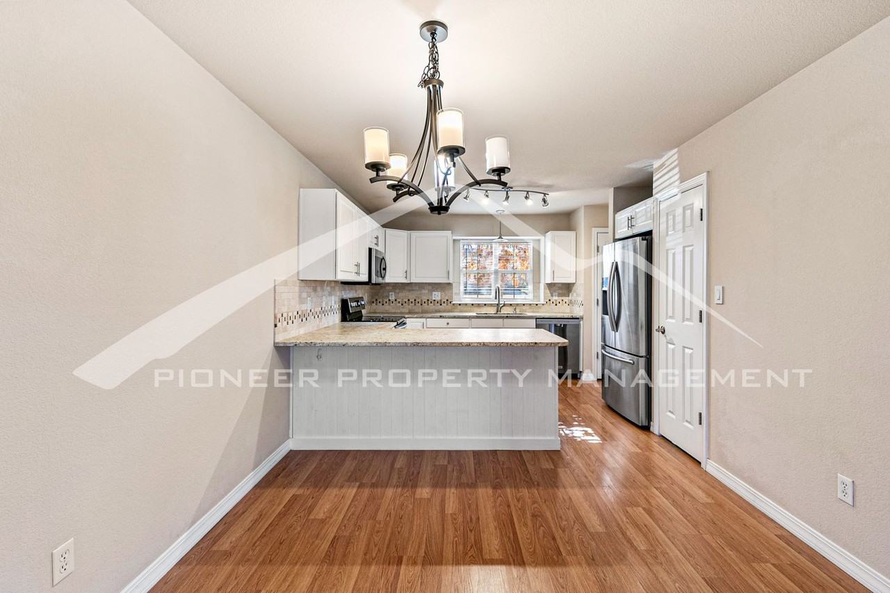 438 N Parkside Dr #A - Photo 7 of 23