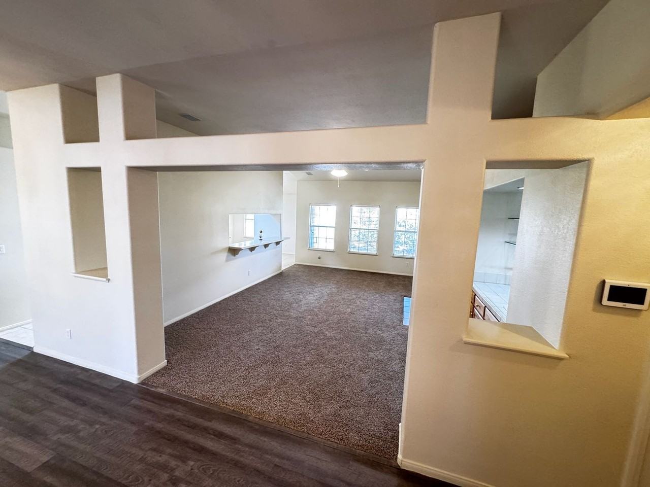 5117 Elm Grove Dr - Photo 2 of 22
