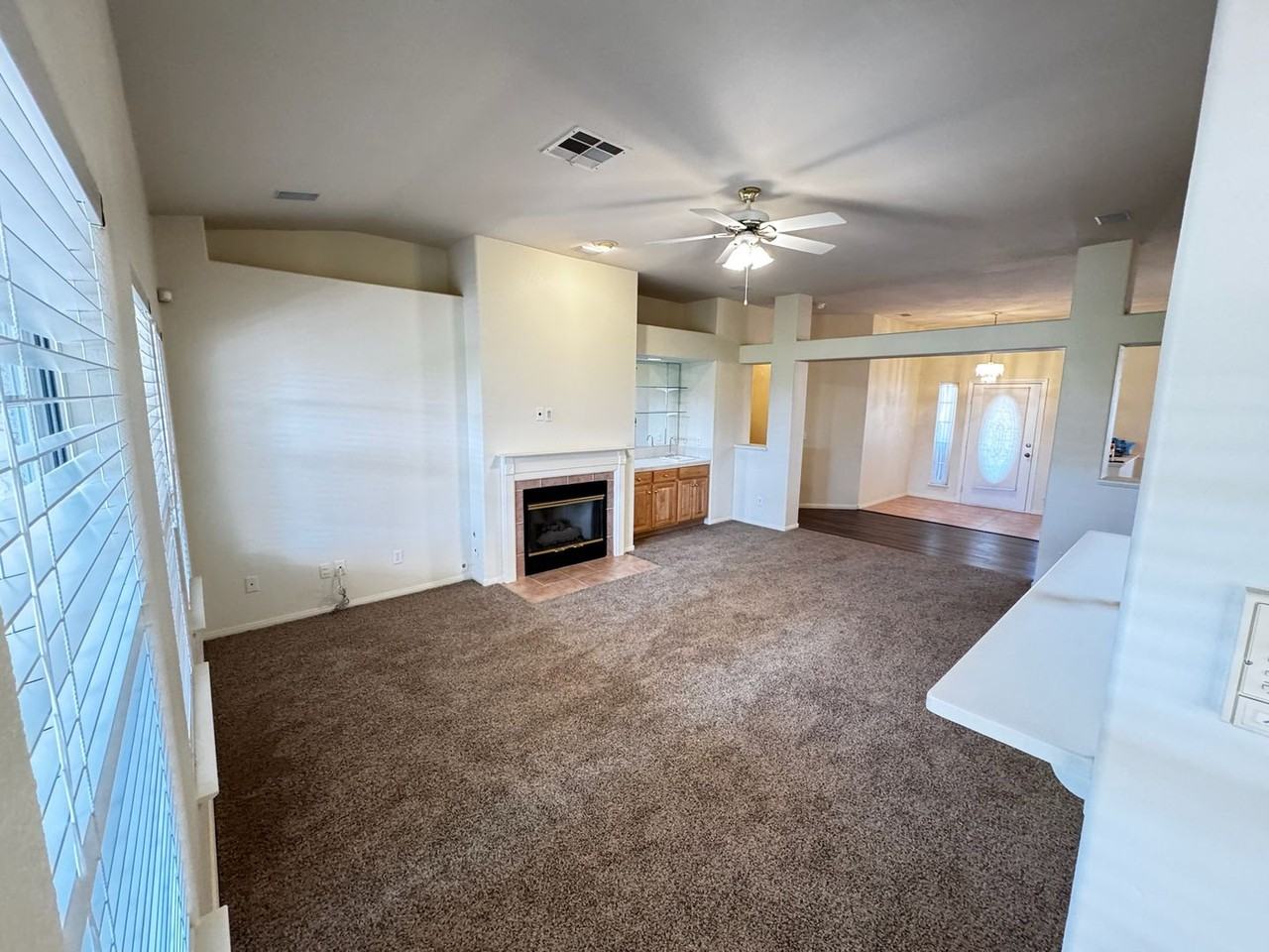 5117 Elm Grove Dr - Photo 3 of 22