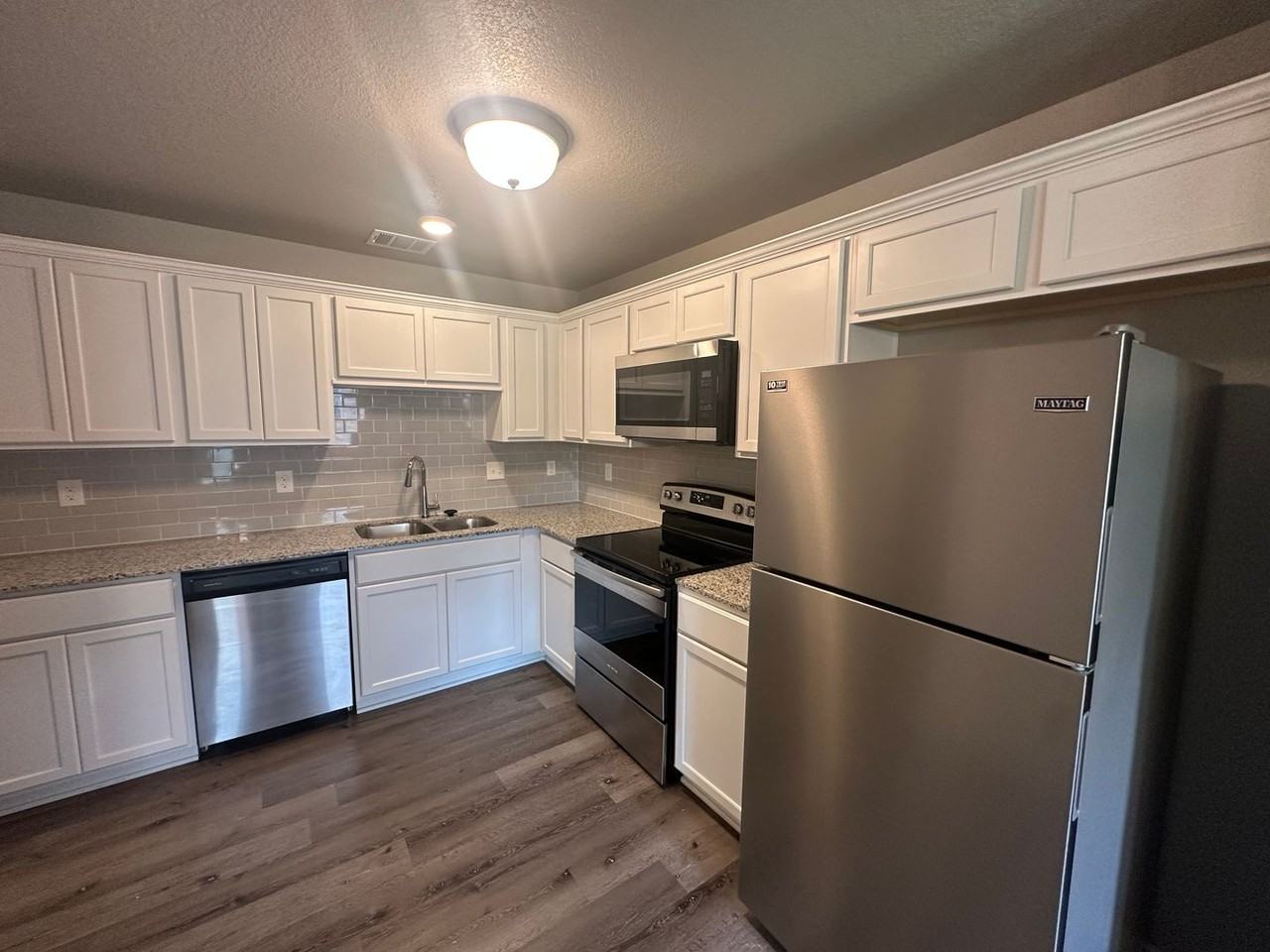 2303 Duntov Dr #A - Photo 6 of 34