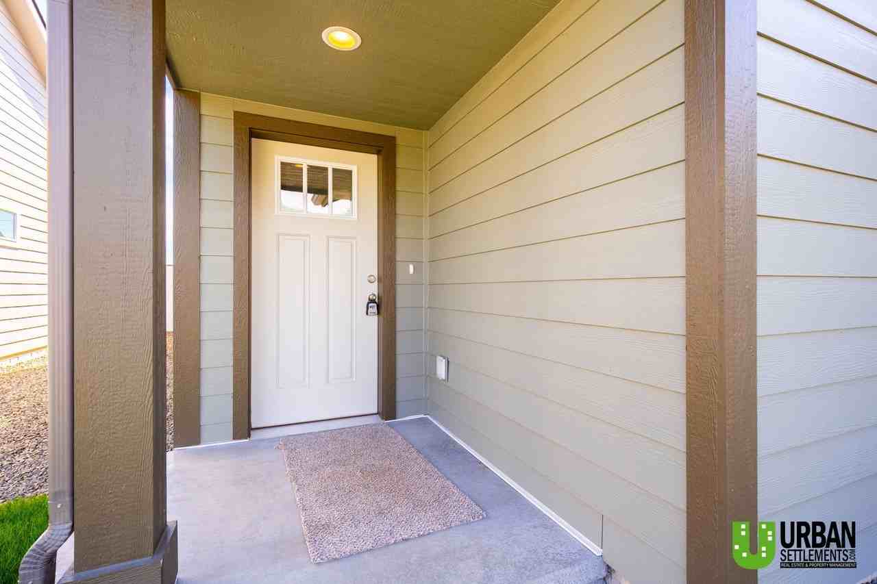 9522 E Michielli Ln - Photo 2 of 24