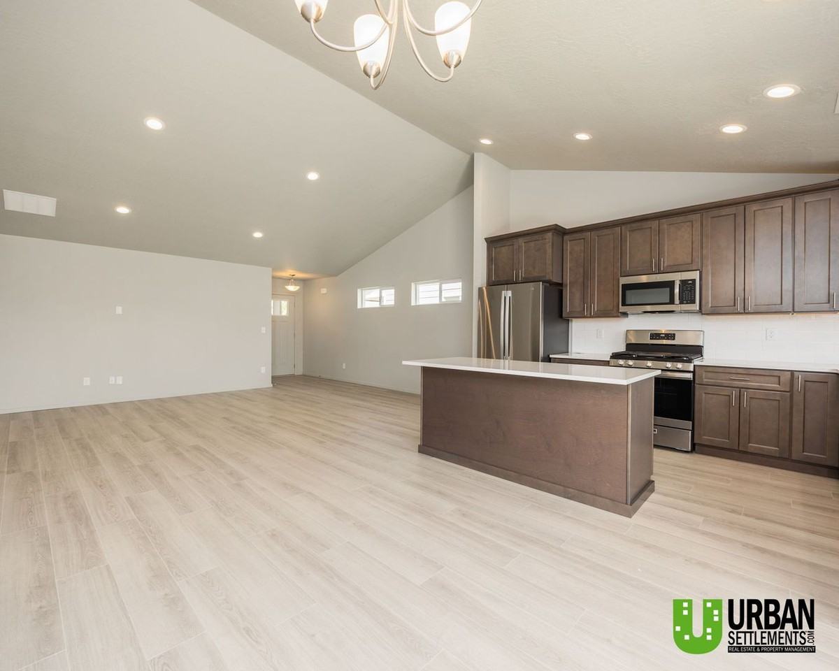 9522 E Michielli Ln - Photo 5 of 24