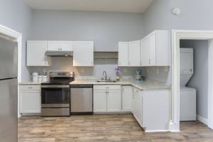 featured image of 904 N 3rd St