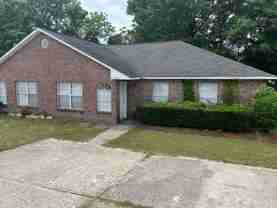 1958 Sara St - Photo 1 of 1