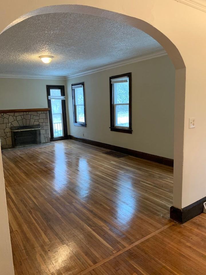 4355 Logan Ave N - Photo 5 of 8