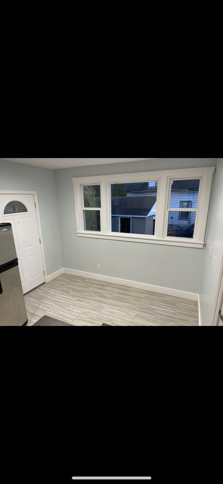 1008 Butterworth St Sw - Photo 3 of 20