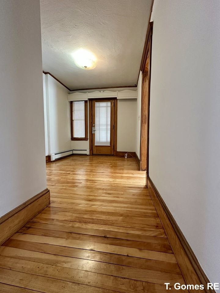 139 Fellsway W #1 - Photo 6 of 22