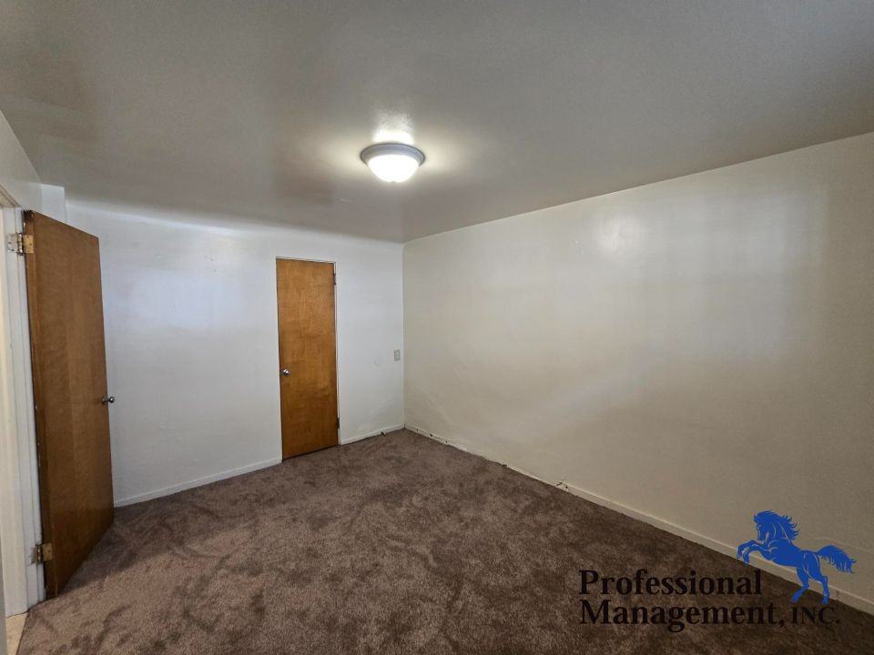 43 Broadwater Ave #3 - Photo 5 of 6
