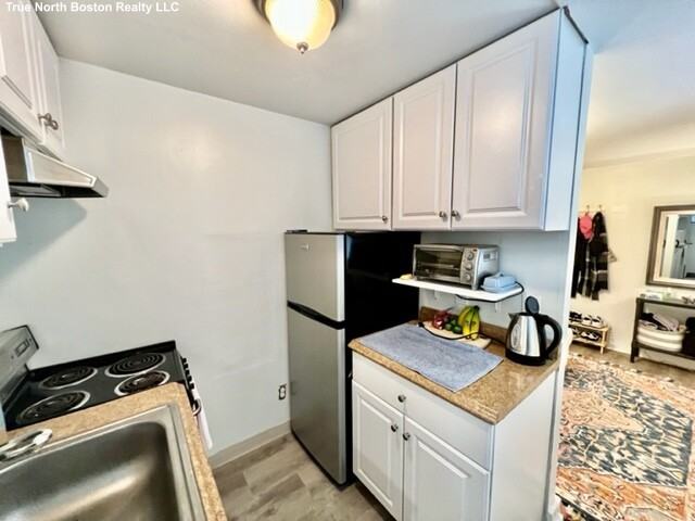 2-4 Stillman Street #1R - Photo 7 of 10