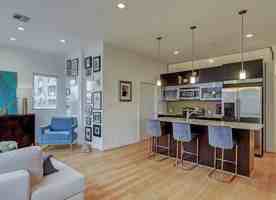 featured image of 1406 Columbus Street