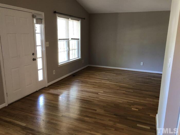 2615 Farthing St - Photo 2 of 12