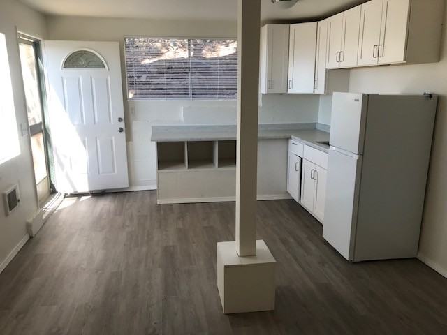 1653 Ramona Ave - Photo 5 of 12