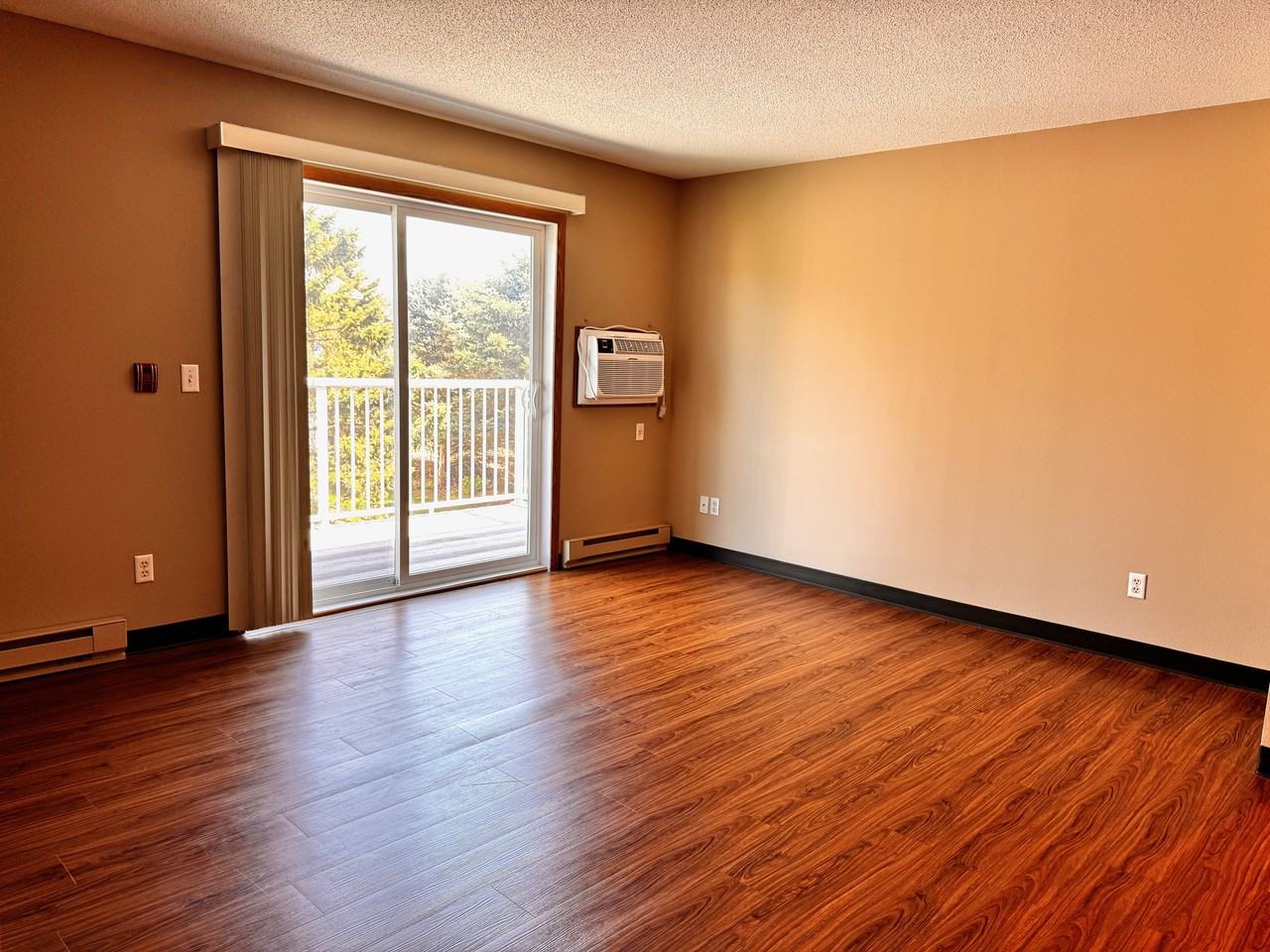 306 South Avenue #8 - Photo 4 of 8