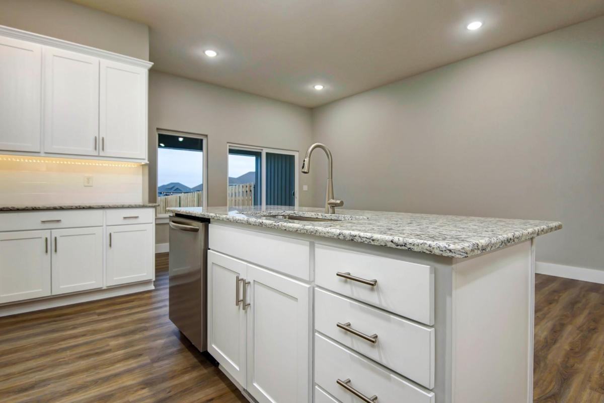 2465 Athens #NA - Photo 5 of 16