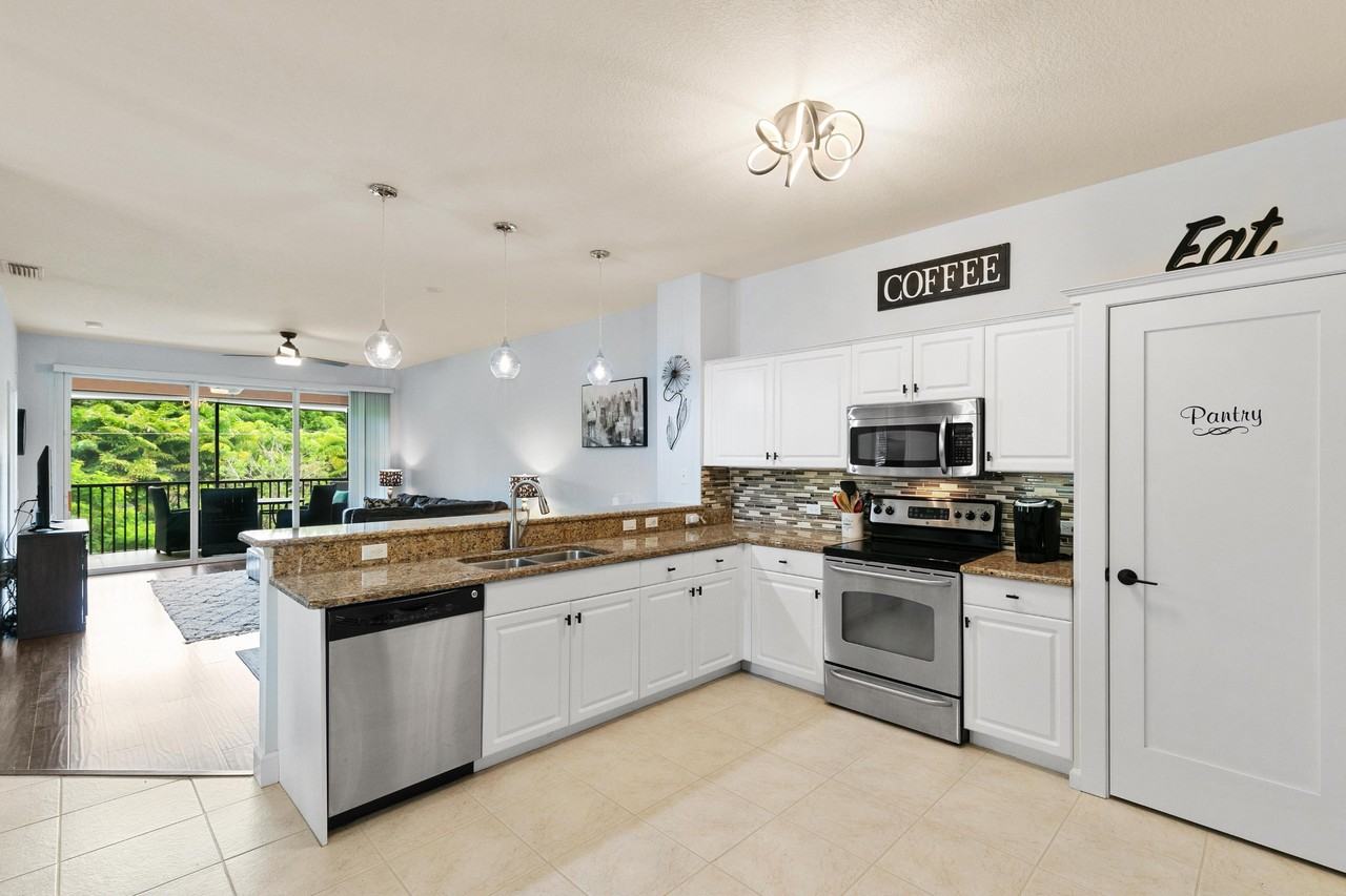 10021 Heather Ln #803 - Photo 4 of 23