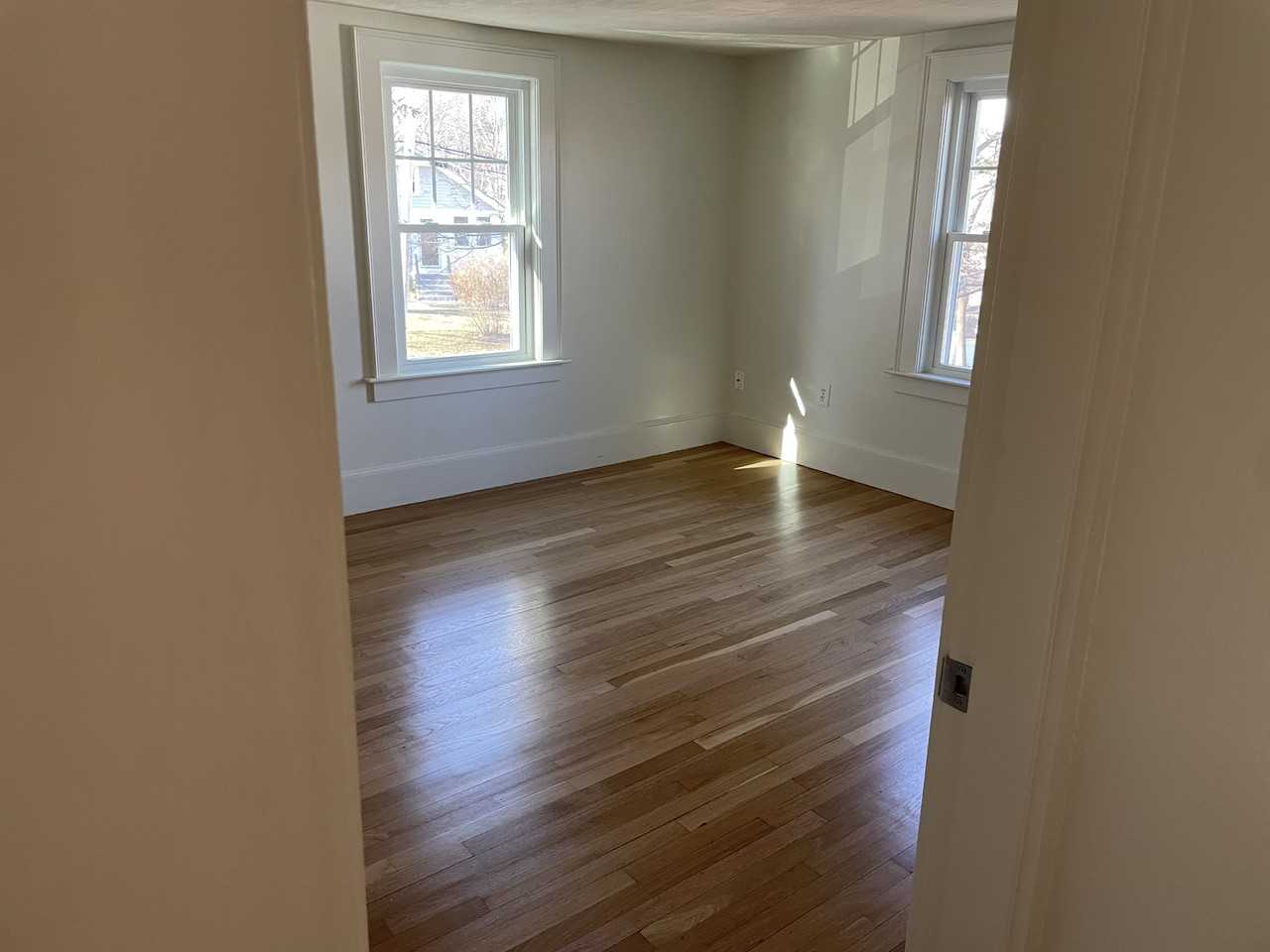 448 East St #B - Photo 2 of 20