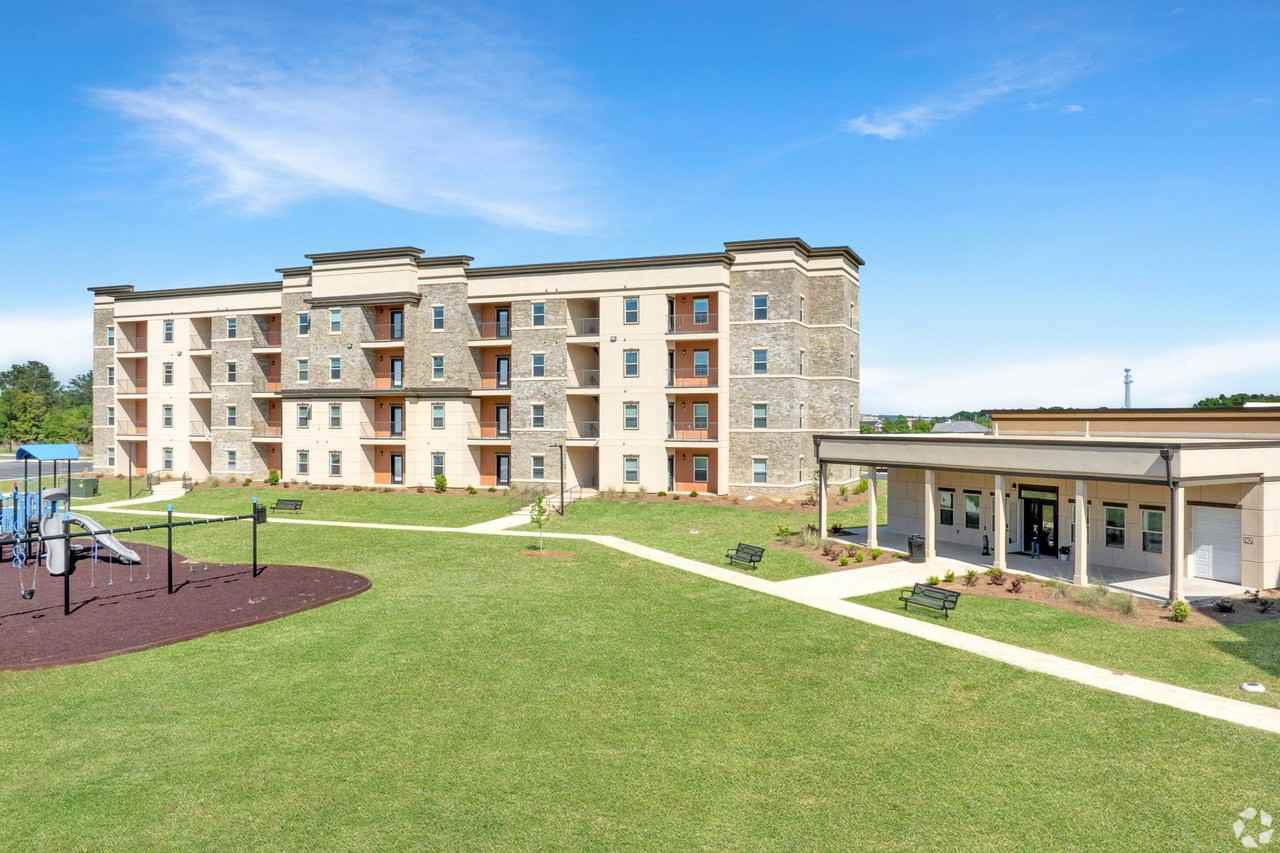 Joy Park Luxury Apartments - Photo 2 of 50