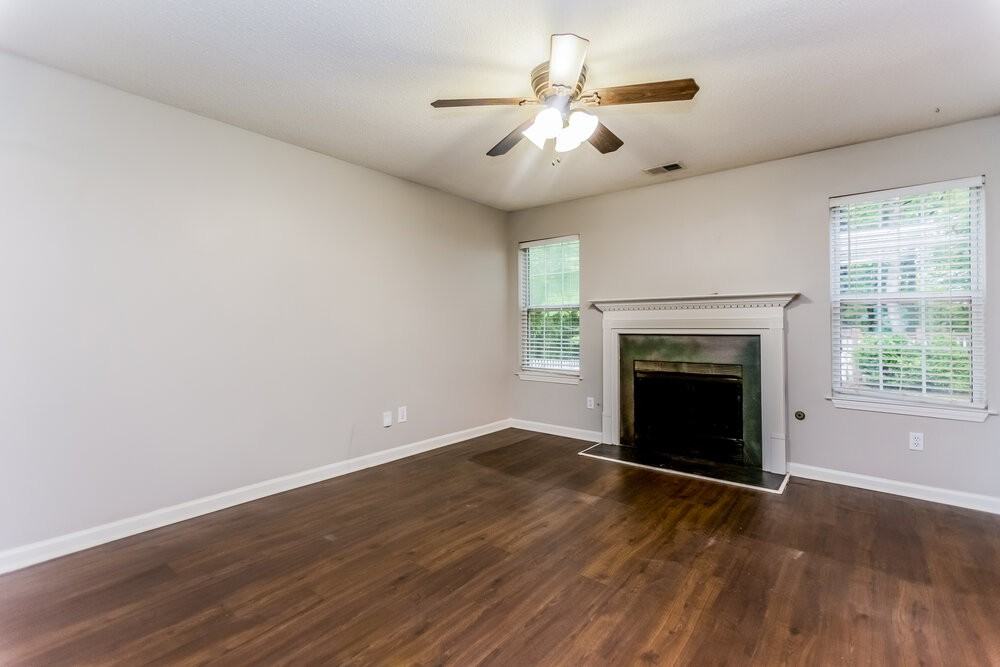2222 Serenity Dr Nw - Photo 4 of 17