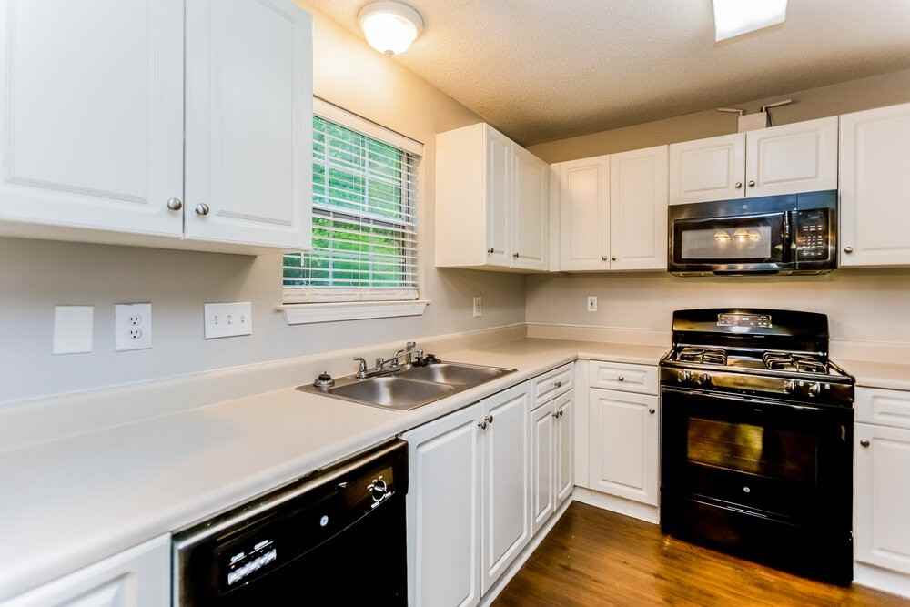 2222 Serenity Dr Nw - Photo 7 of 17