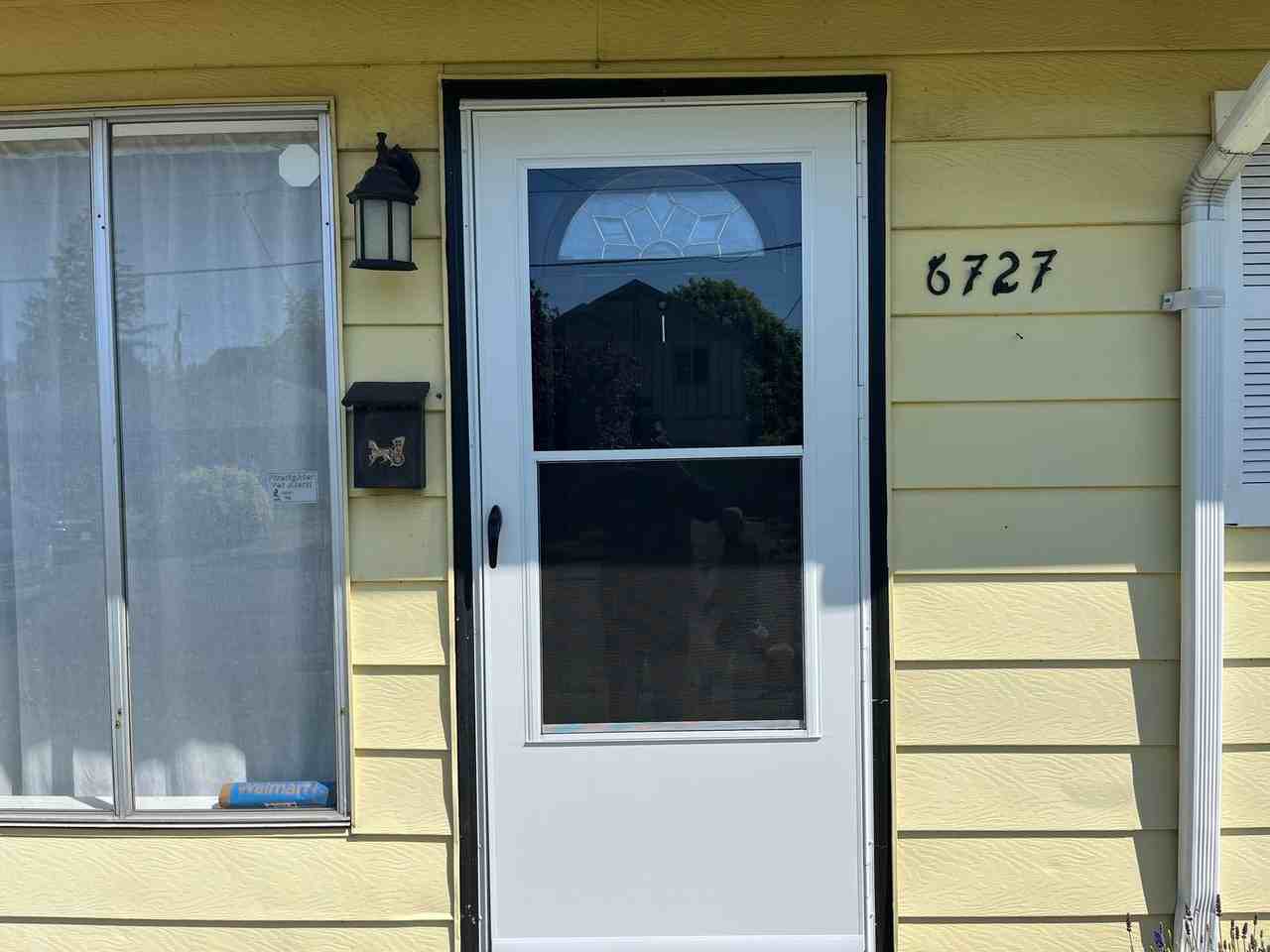 6727 Se Reedway St - Photo 3 of 28