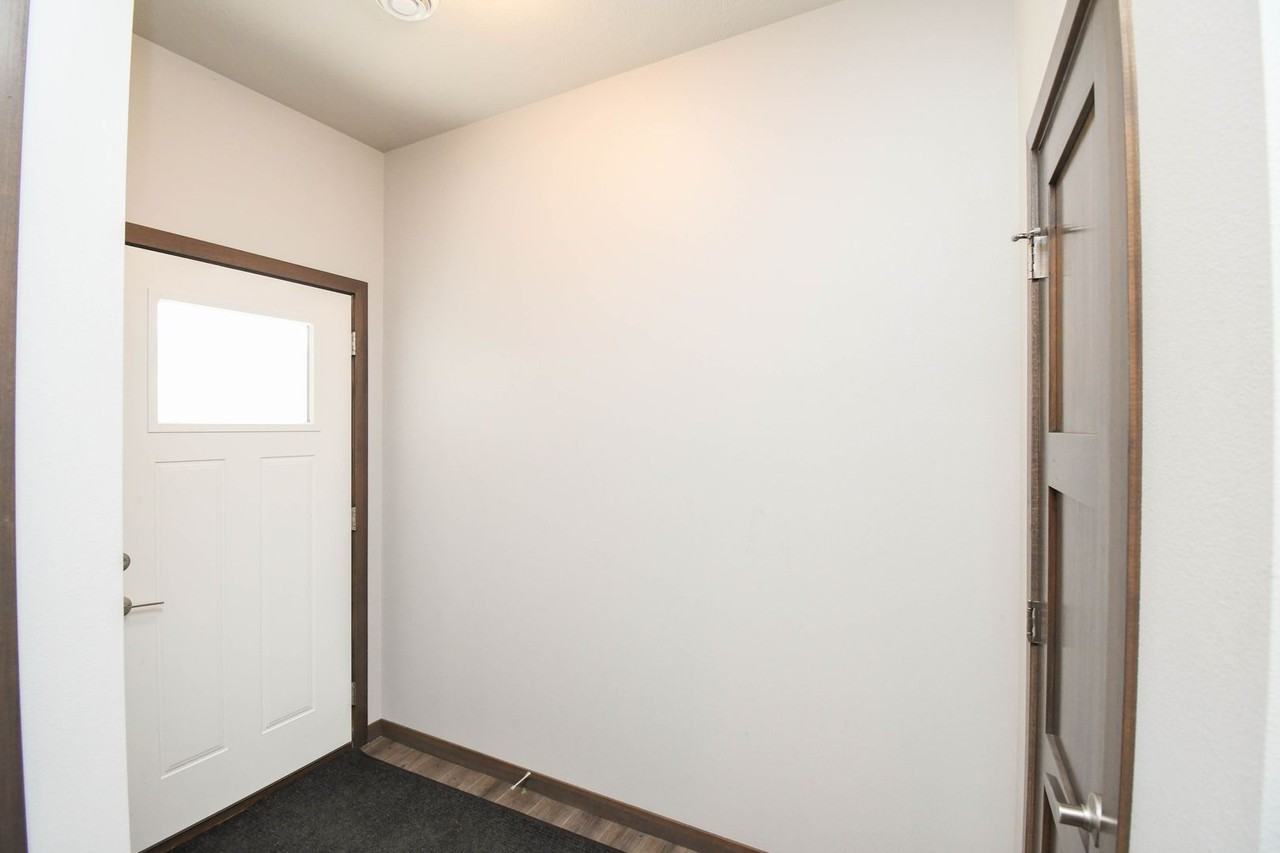 6120 S Alki Pl - Photo 2 of 43