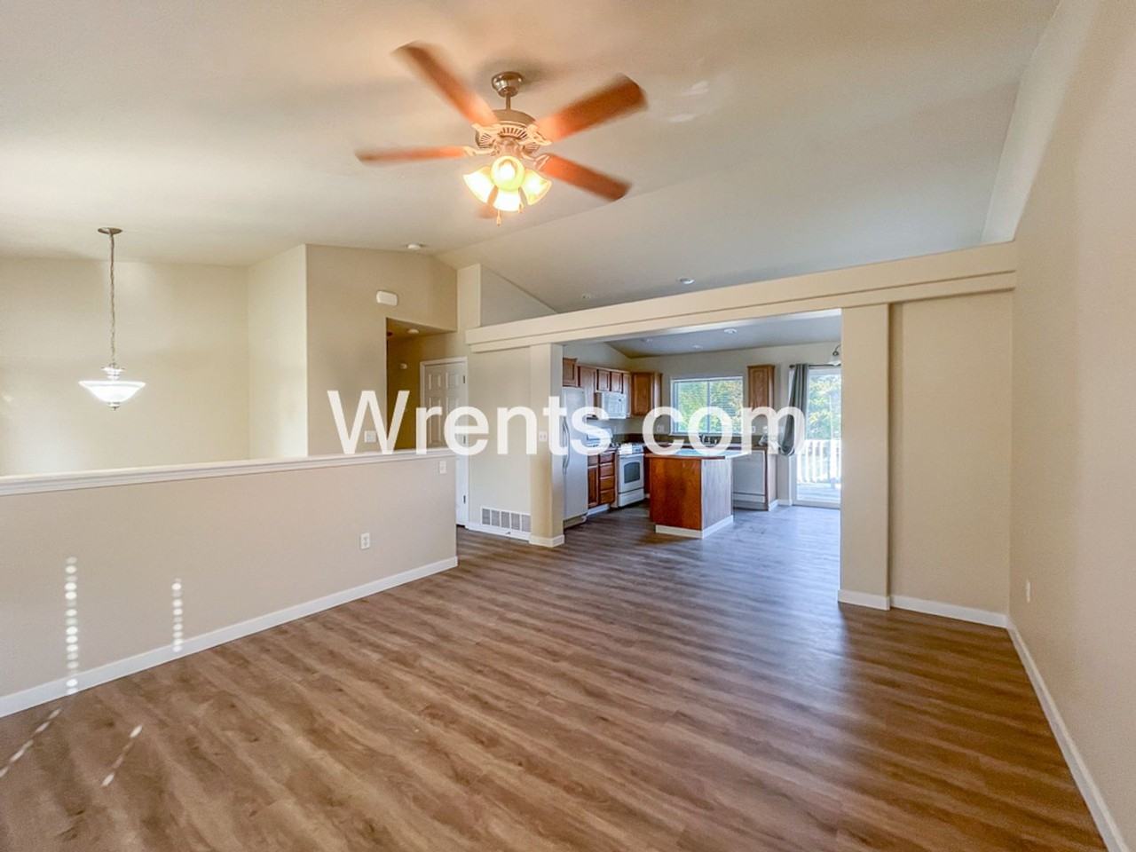 1726 W Rain Ln - Photo 3 of 10
