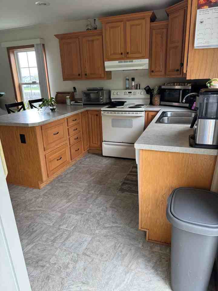 12273 Fort Meigs Blvd - Photo 2 of 6