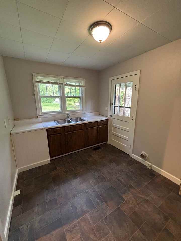 2408 Amber Street Northeast - Photo 5 of 11