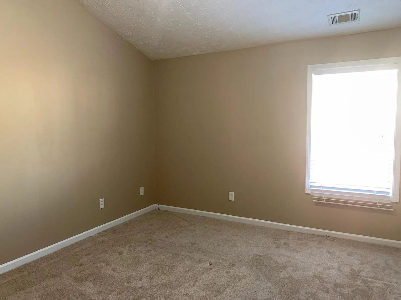 3815 Roses Trl - Photo 2 of 8