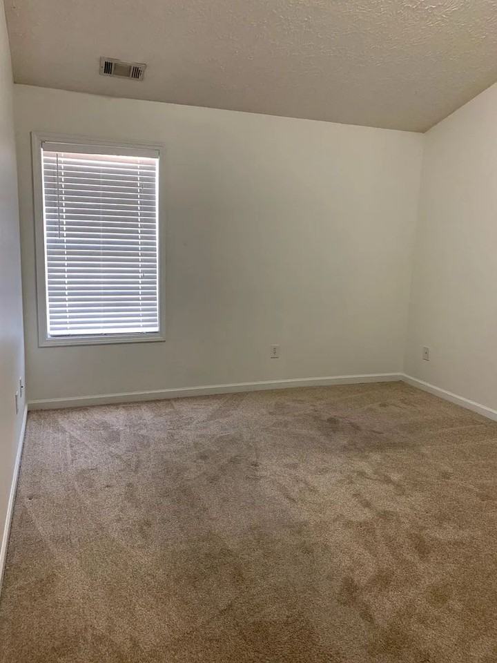 3815 Roses Trl - Photo 6 of 8