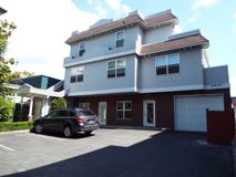 3644 Woodland Park Apartments are located in Wallingford - Photo 1 of 1