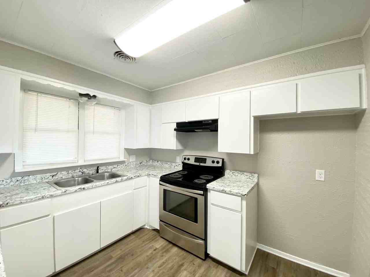 2802 A And M Ave - Photo 3 of 13