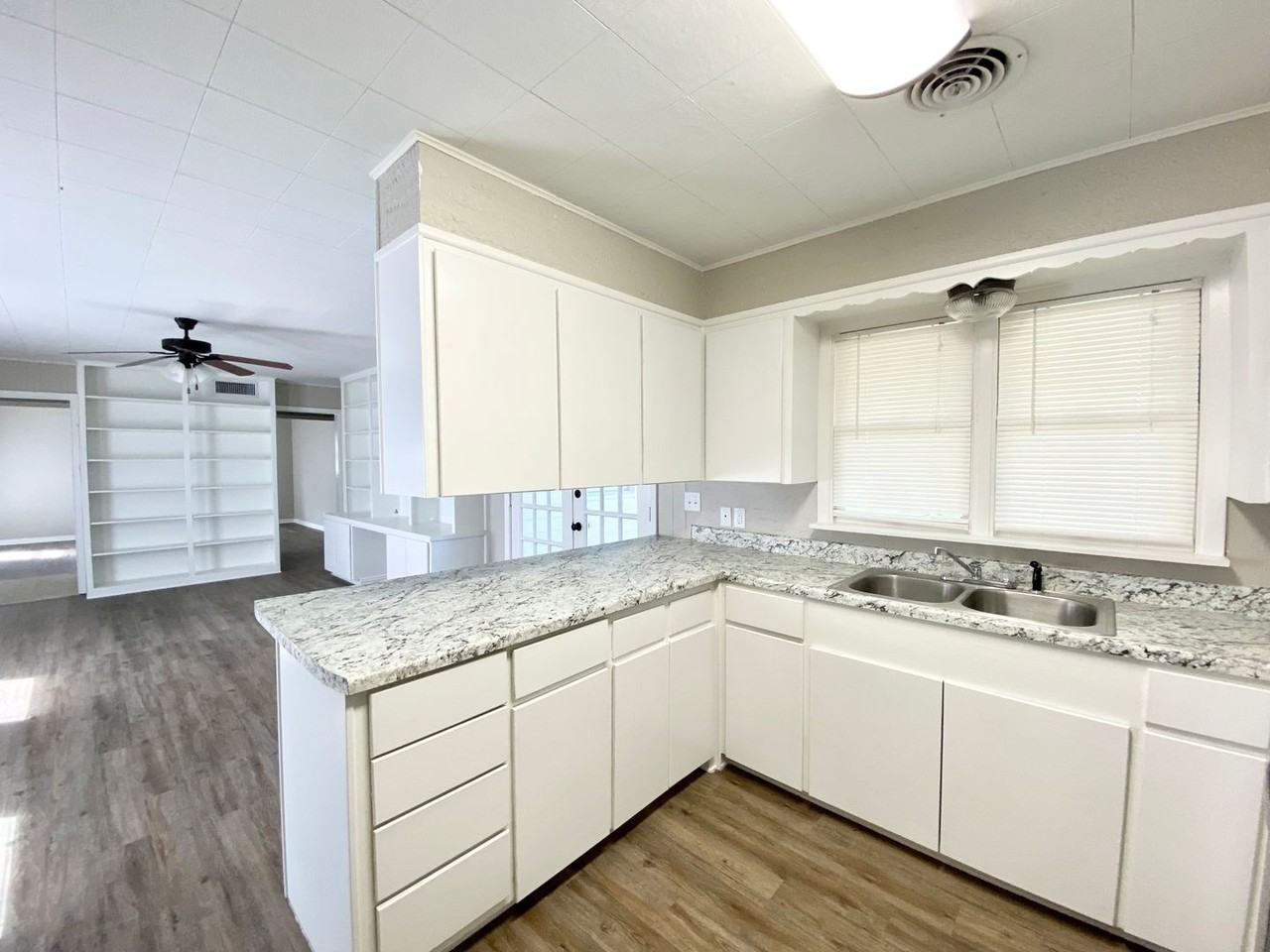 2802 A And M Ave - Photo 4 of 13
