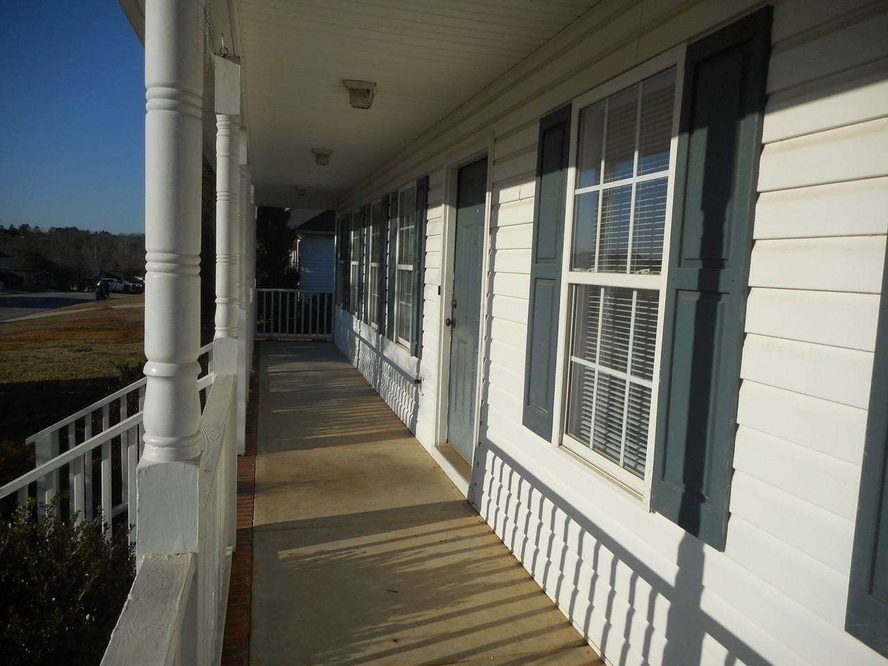1779 Silver Stream Dr - Photo 2 of 13