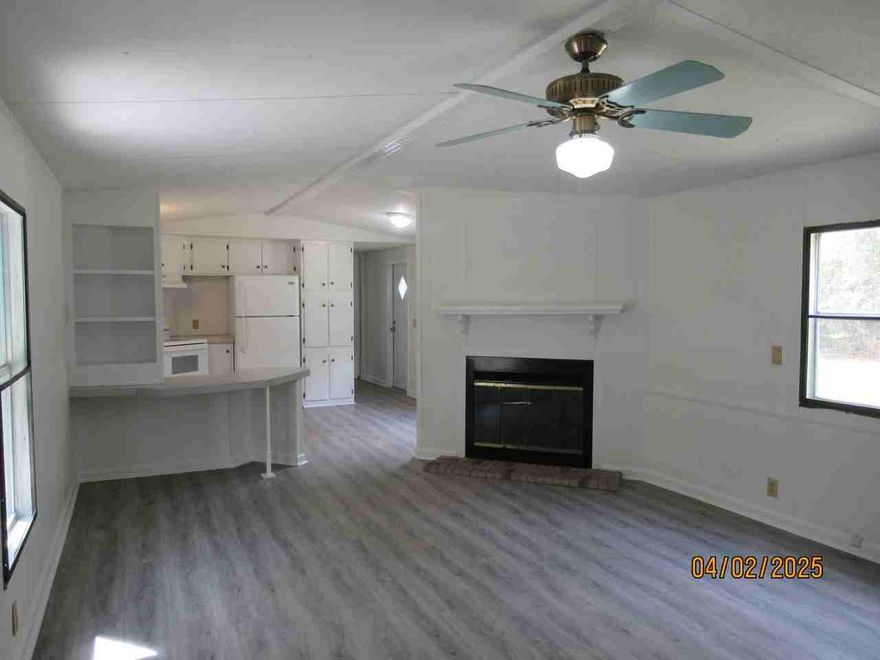 1225 Ivey St - Photo 2 of 18