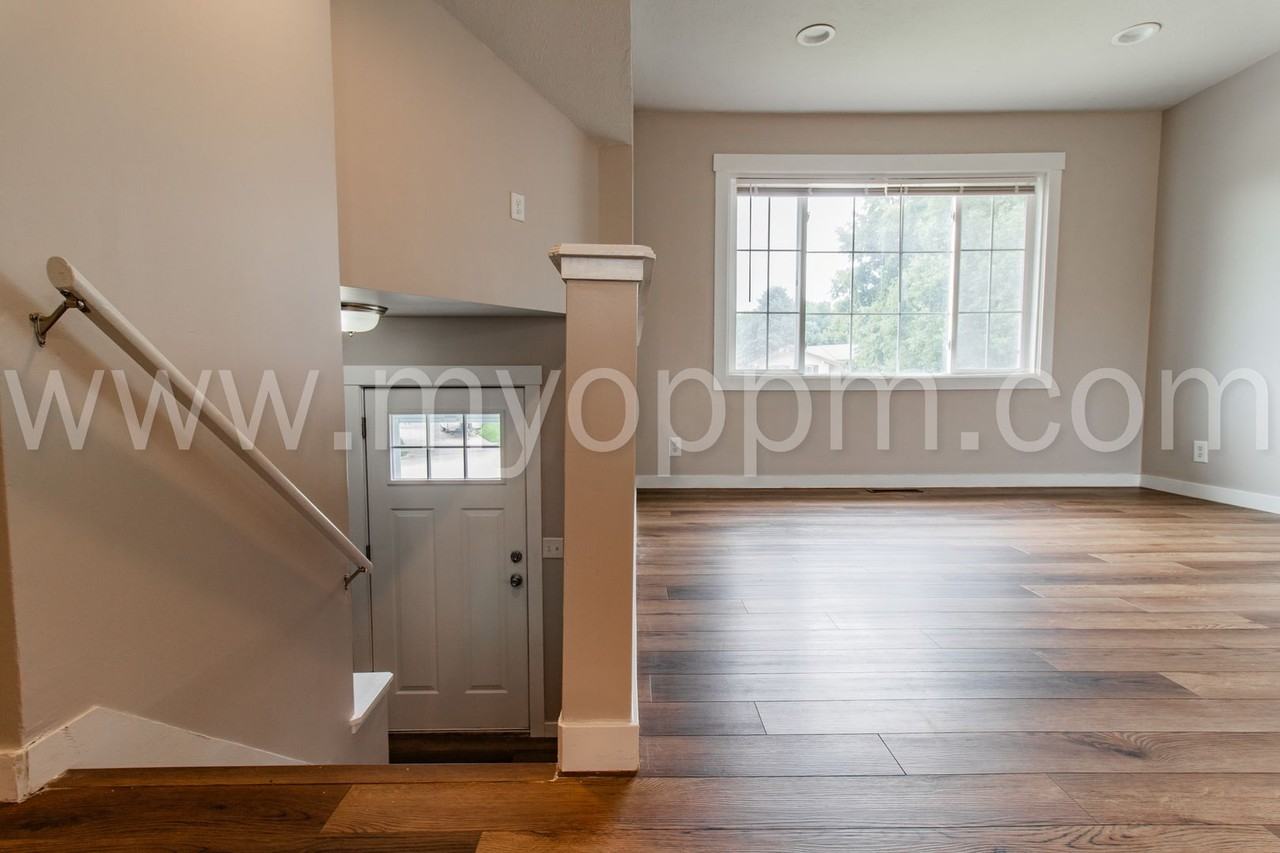 13616 Emiline Cir - Photo 4 of 23