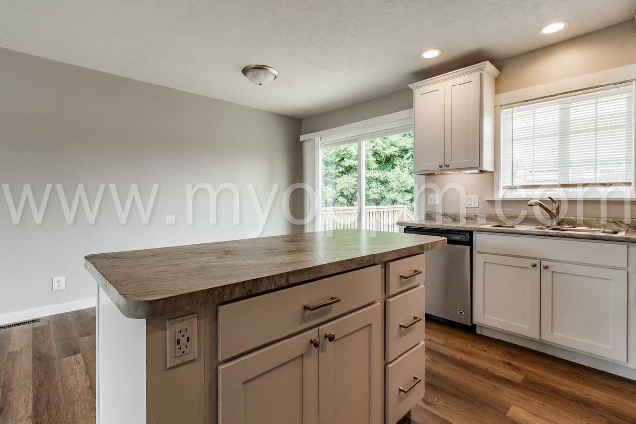 13616 Emiline Cir - Photo 6 of 23