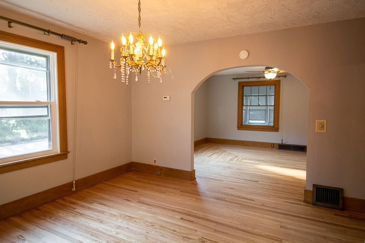 5404 Pacific St - Photo 6 of 26