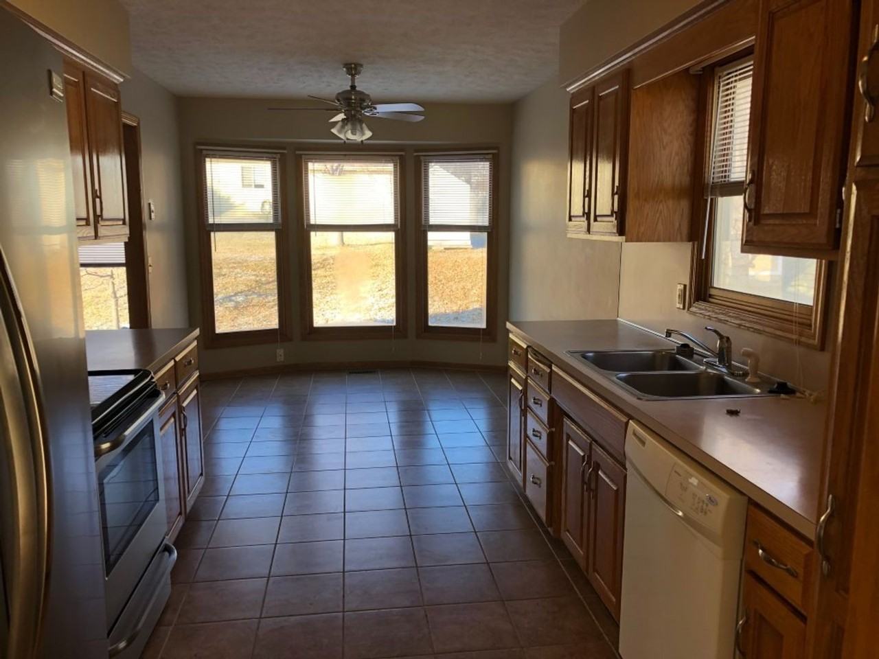 1902 Blue Sage Dr - Photo 2 of 12