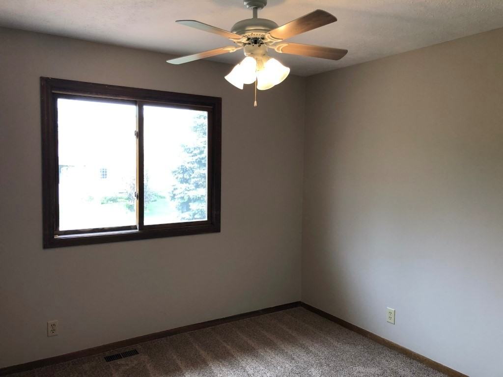 13311 S 26th Ave - Photo 3 of 12