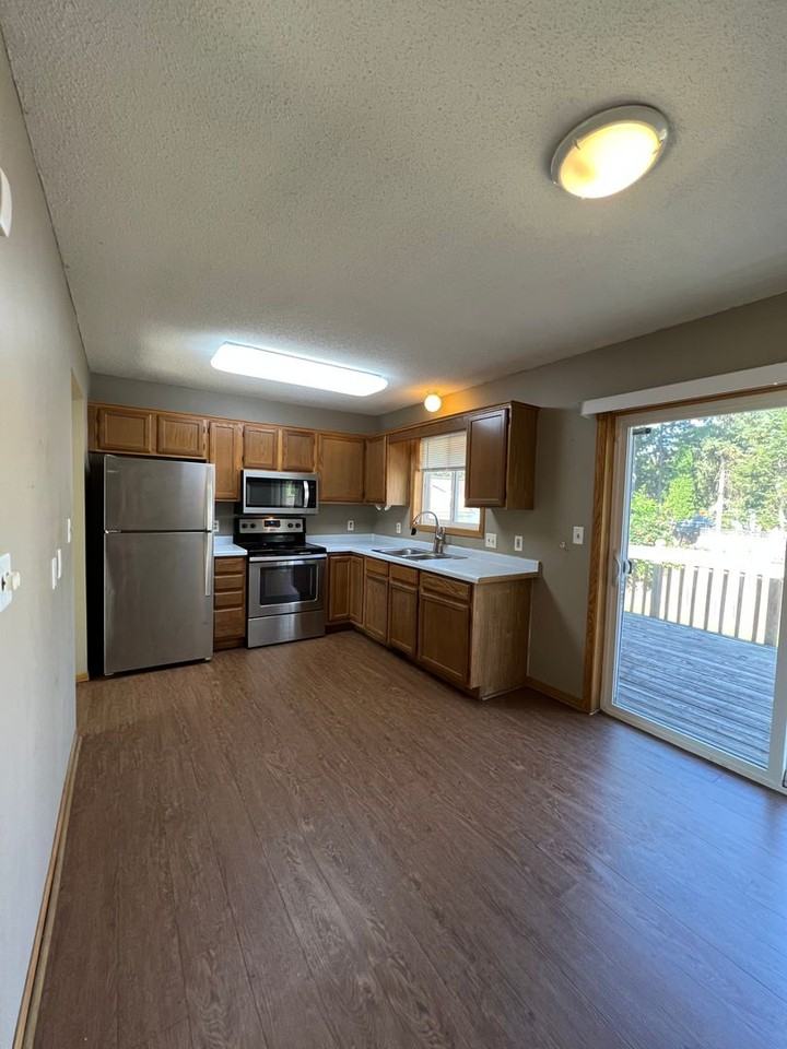 3108 E River Rd Ne - Photo 6 of 14